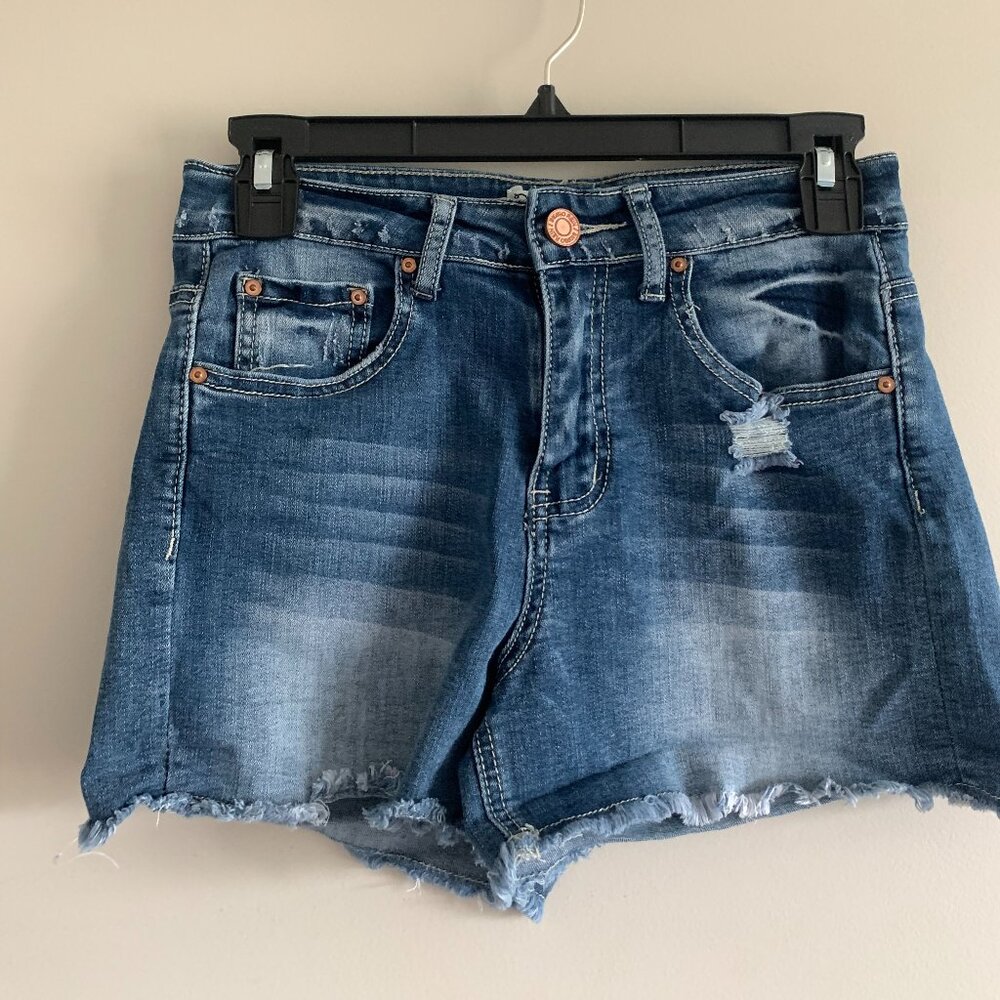 INDIGO REIN | Women's Cut Out Distressed Denim Shorts | Size 7